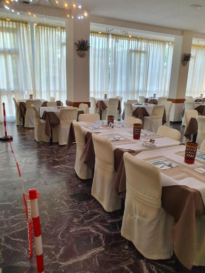 Hotel Bisanzio Cervia Kültér fotó