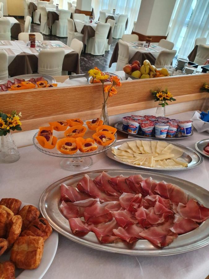 Hotel Bisanzio Cervia Kültér fotó