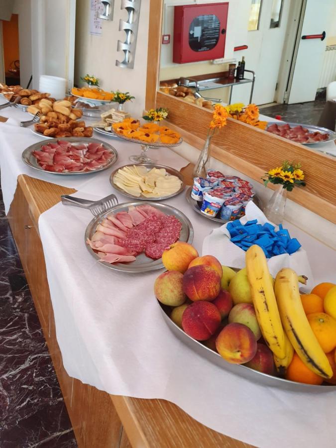 Hotel Bisanzio Cervia Kültér fotó