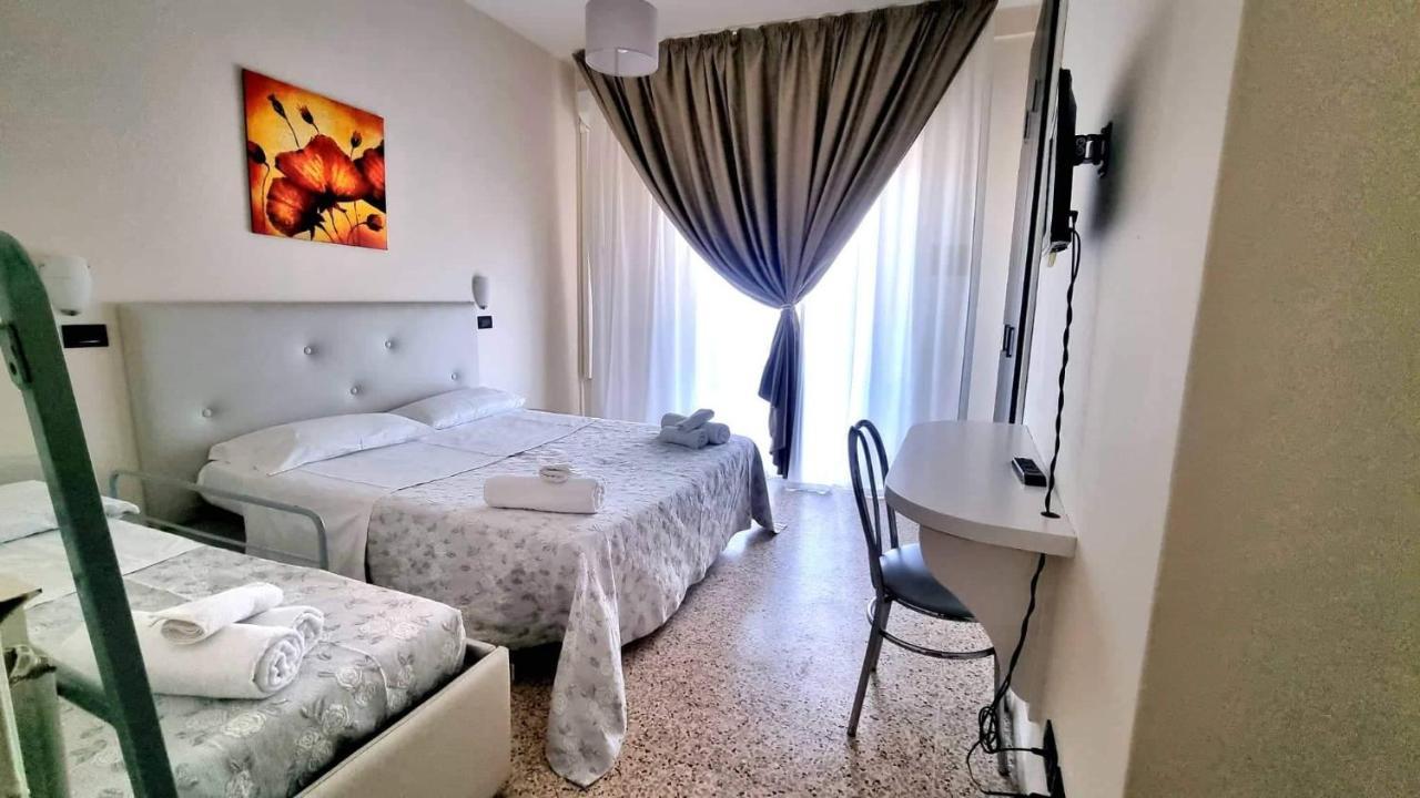 Hotel Bisanzio Cervia Kültér fotó