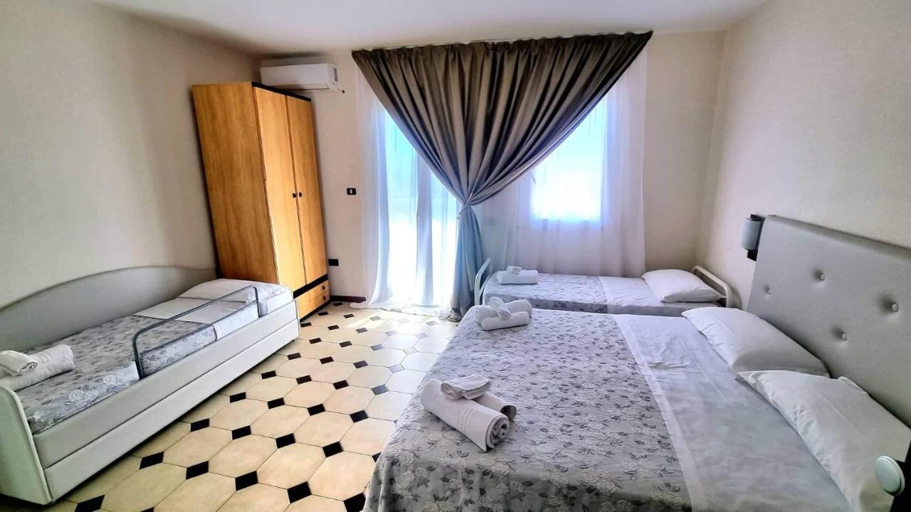 Hotel Bisanzio Cervia Kültér fotó